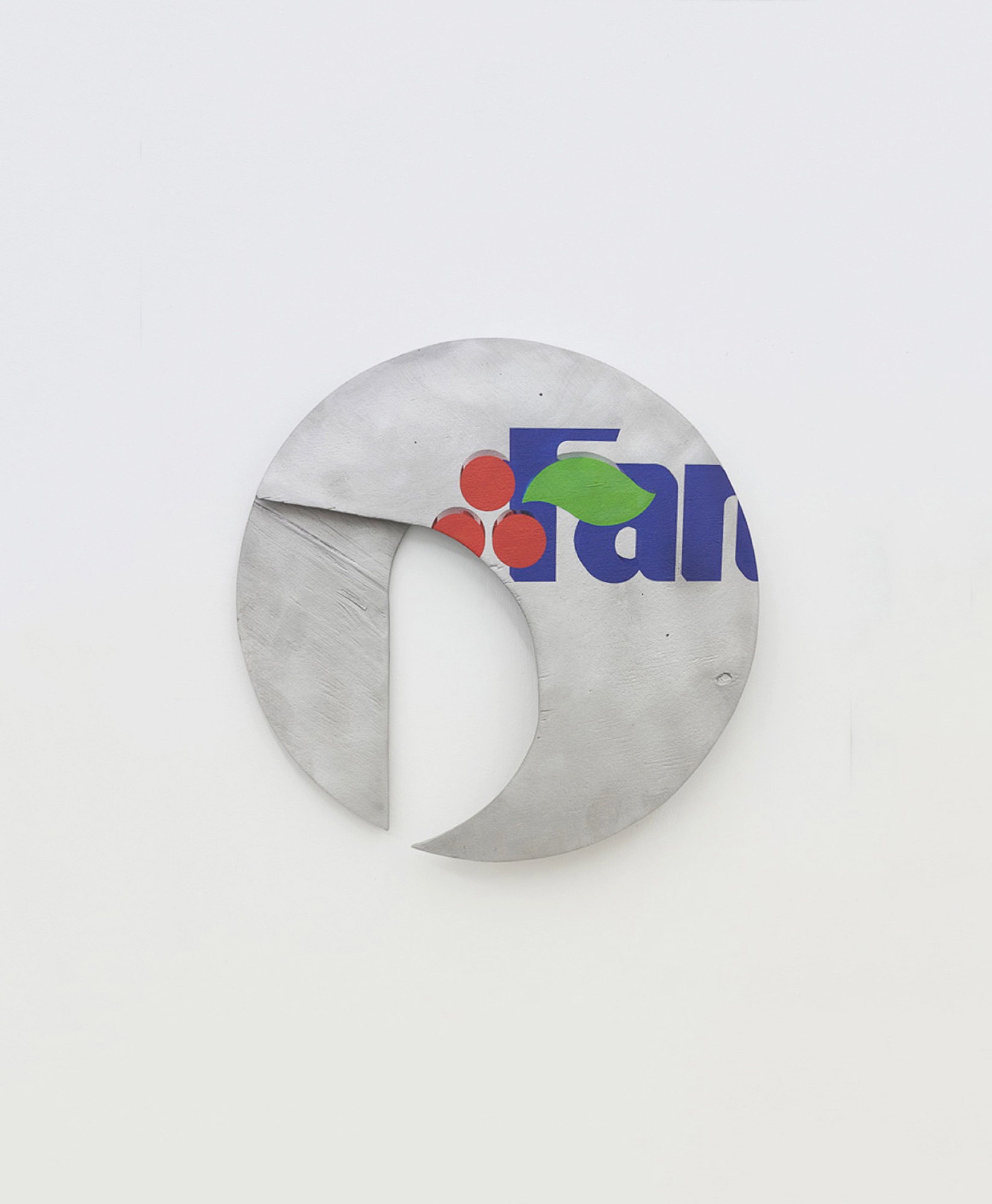 Fan | 2013 | uv print on cast aluminium | 30 x 30 cm | https://www.meer.com/en/3822-the-mediterranean-dog