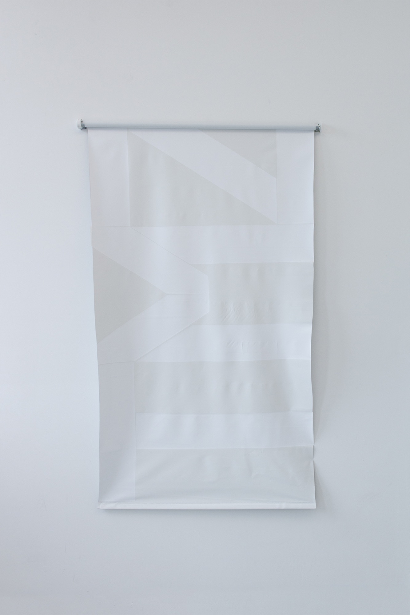TMZ | 2016 | heat foil on ikea roller blind | 200 x 100 cm | https://www.sydneysydney.net/martyn-reynolds